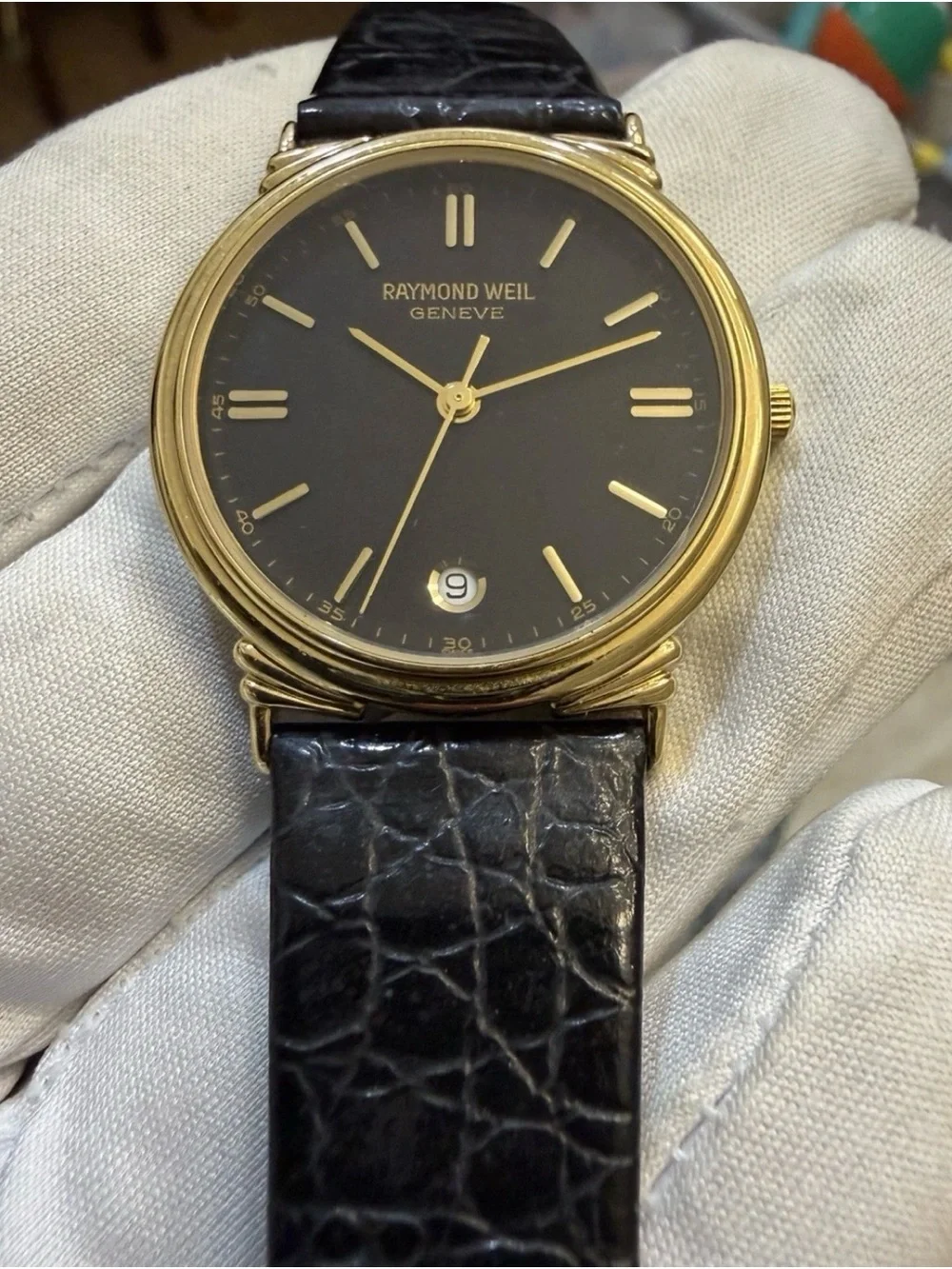 Vintage Raymond Weil Geneve 5631 18K Gold Plated Black Dial Unisex Dress Watch